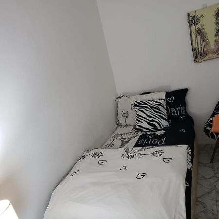 Comfy Zone Apartment Abu Dhabi Exterior photo